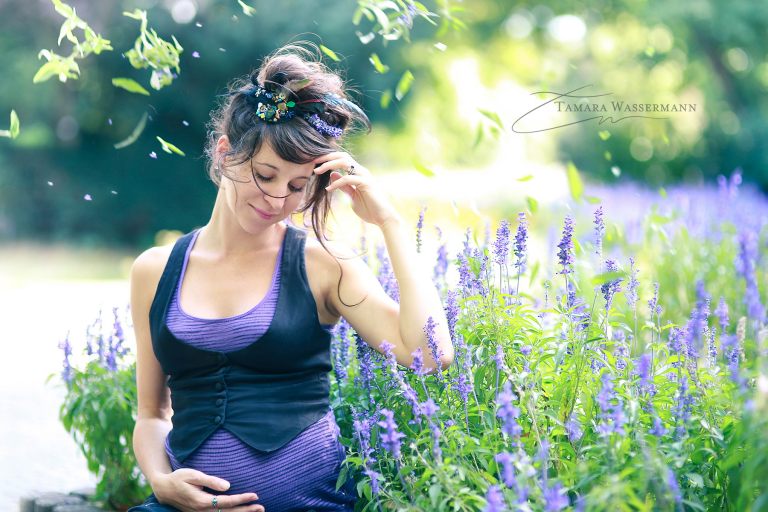 Babybauchshooting im Stadtpark Wien